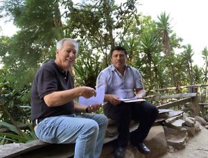 Chip and Rafael during an outdoor Spanish lesson. Study Spanish in Nicaragua