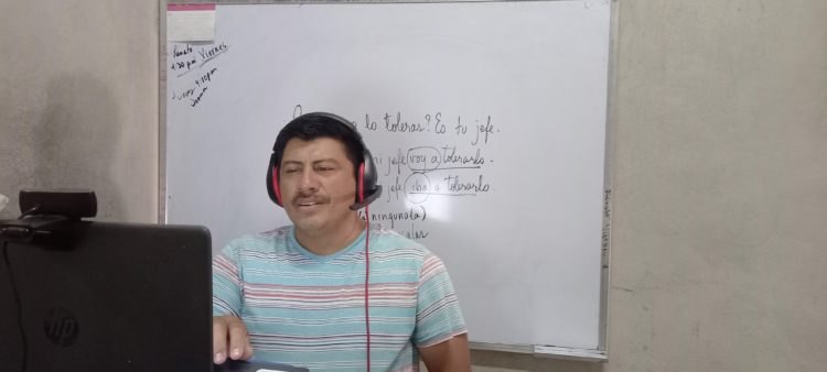 Skype Spanish lessons with Rafael Castillo